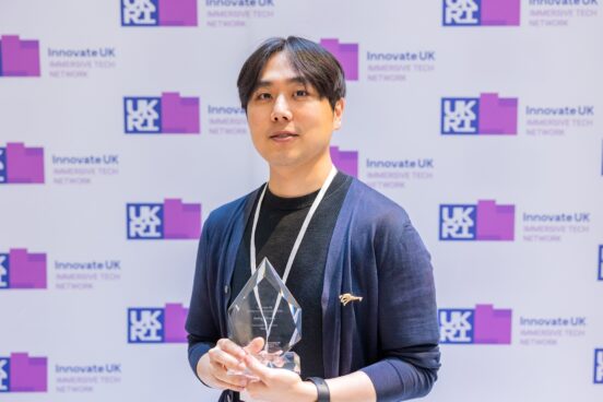 Hanju with his trophy